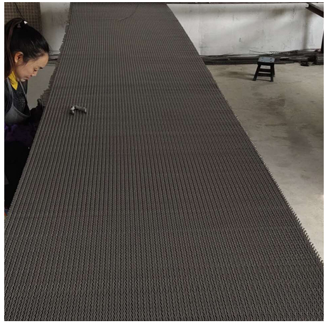 關于不銹鋼人字形網帶，你知道多少呢？